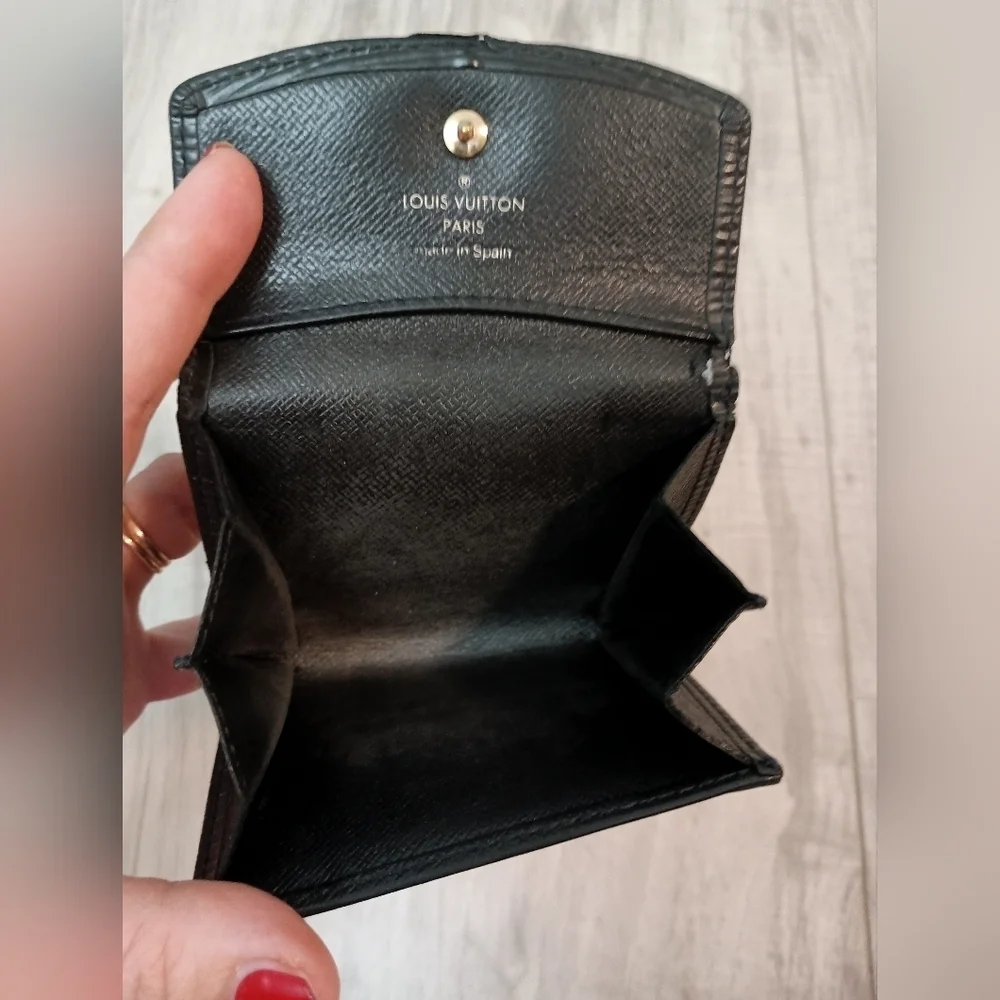 Louis Vuitton Wallet Purse Coin Case Epi Black Leather unisex